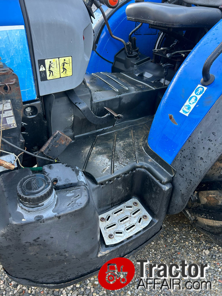 NEW HOLLAND TD4020F 65 CV 4X4 TRATTORE FRUTTETO INVERSORE -PHOTO-2025-03-11-16-45-02 2.jpg
